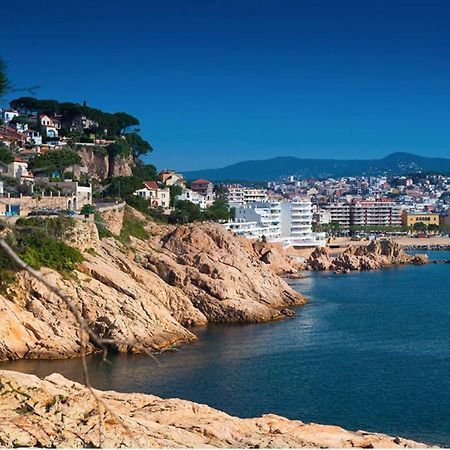 Nuevo Luminoso Apartamento Catalina A 80 Metros De La Playa Para 4 Personas Sant Feliu de Guíxols Exteriér fotografie