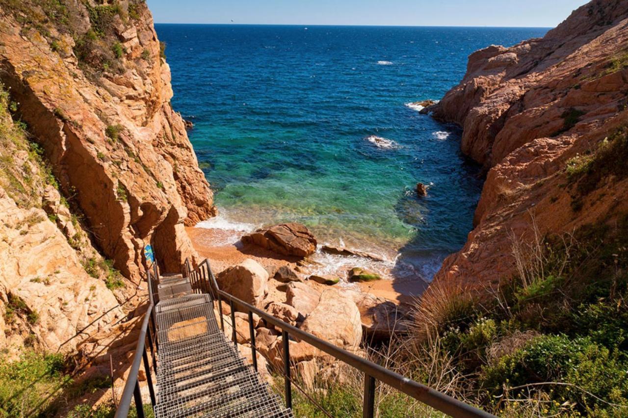 Nuevo Luminoso Apartamento Catalina A 80 Metros De La Playa Para 4 Personas Sant Feliu de Guíxols Exteriér fotografie