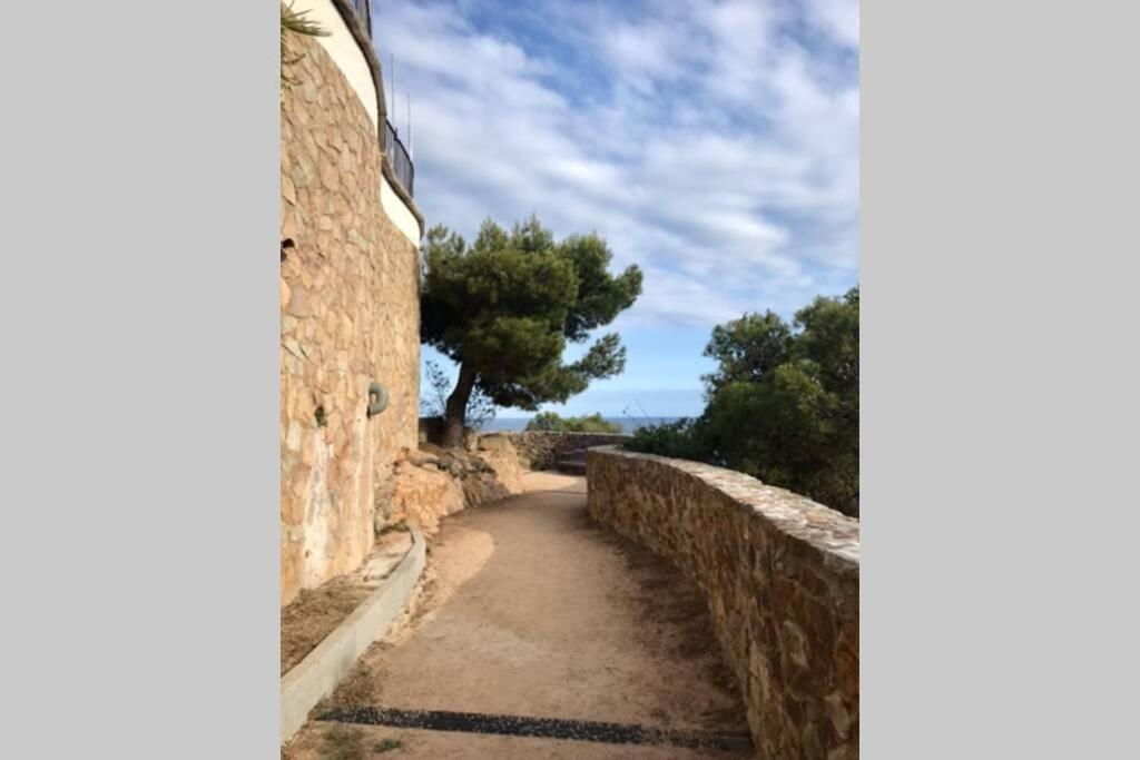 Nuevo Luminoso Apartamento Catalina A 80 Metros De La Playa Para 4 Personas Sant Feliu de Guíxols Exteriér fotografie