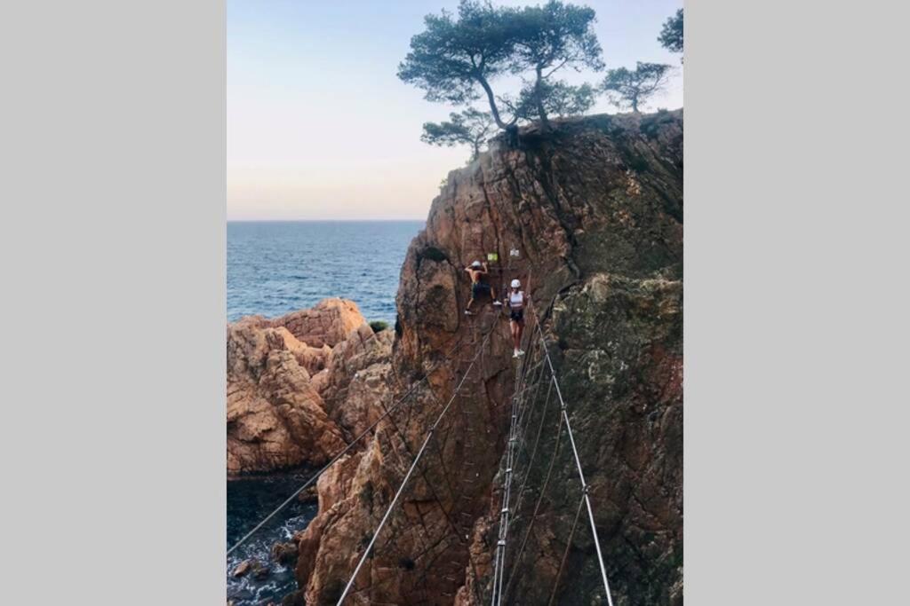 Nuevo Luminoso Apartamento Catalina A 80 Metros De La Playa Para 4 Personas Sant Feliu de Guíxols Exteriér fotografie