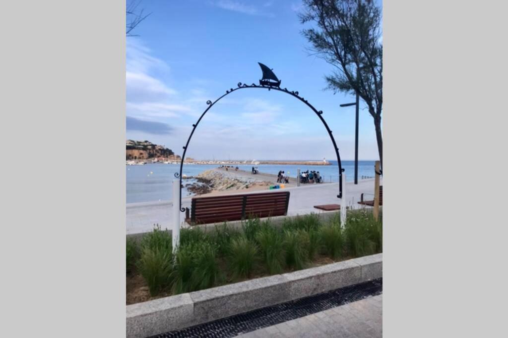 Nuevo Luminoso Apartamento Catalina A 80 Metros De La Playa Para 4 Personas Sant Feliu de Guíxols Exteriér fotografie