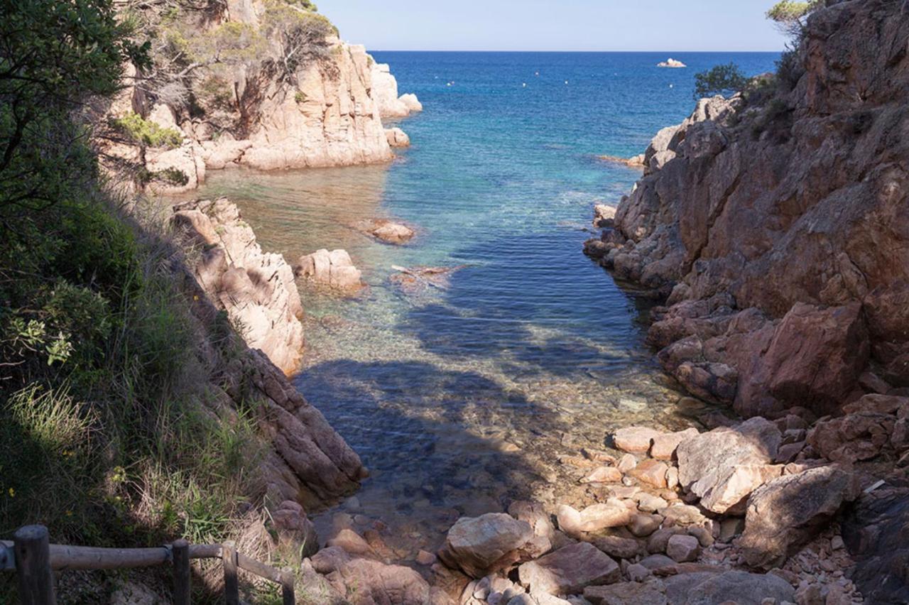 Nuevo Luminoso Apartamento Catalina A 80 Metros De La Playa Para 4 Personas Sant Feliu de Guíxols Exteriér fotografie